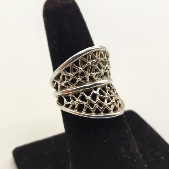 Plain Sterling Silver Ring 💎 - Picture 2 of 7